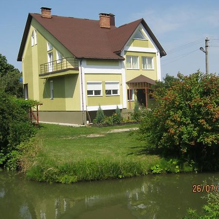 Hostel Geo Gomel Esterno foto